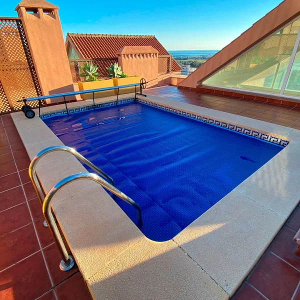Manta Térmica para Piscina Premium EcoBubble 500 Micras Blue (Dunner) de 6.5 X 3.5 MTS - Imagen 3